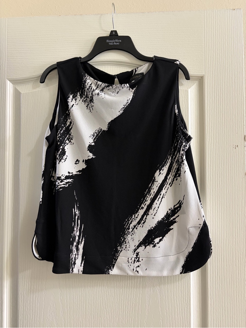 Donna Karan New York Black White Abstract Print Sleeveless Blouse Size M